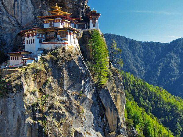 Du lịch Bhutan - Đất nước hạnh phúc nhất thế giới - bay Charter